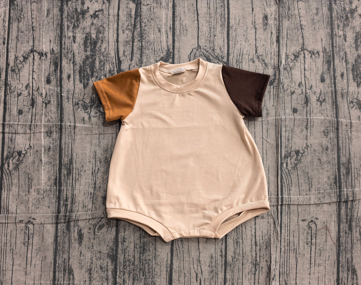 ( No moq )  Preorder Baby Boys Infant Short Sleeves Khaki Cotton Bubble Romper Clothes