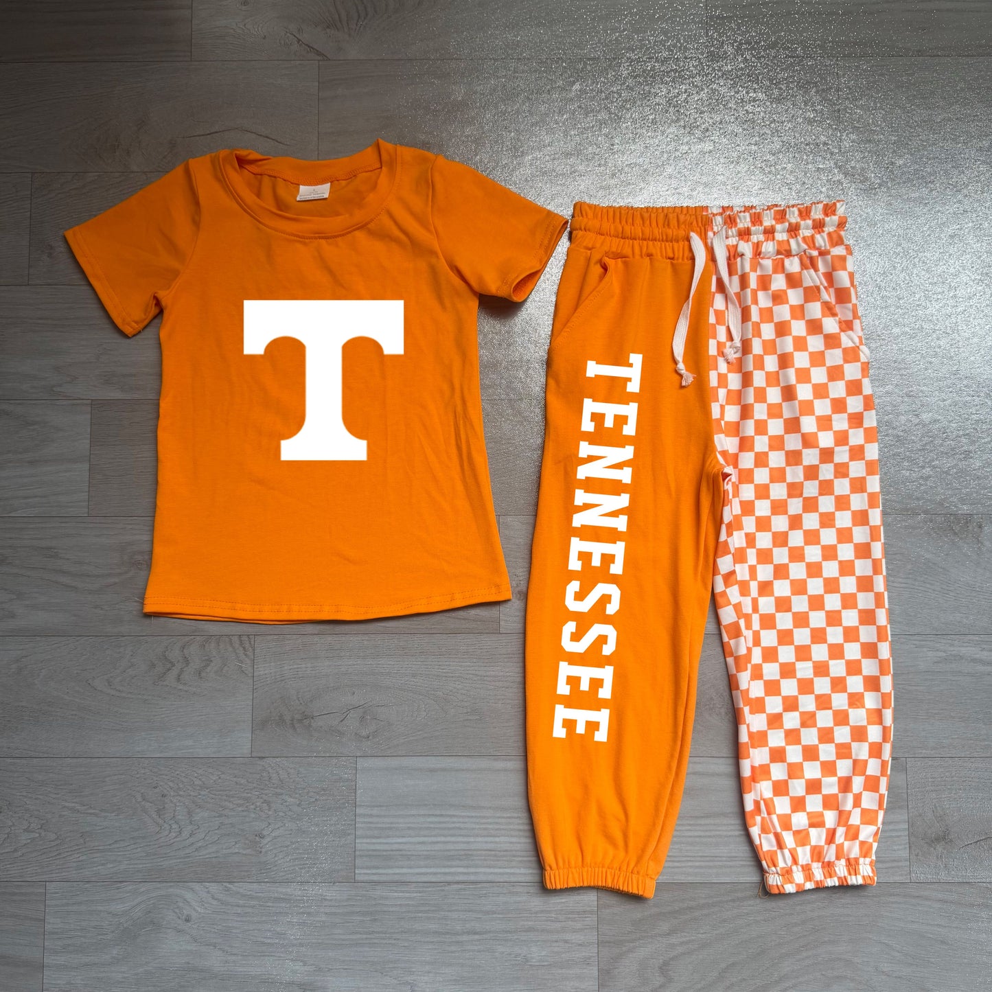 ( No moq ) Preorder Baby Boys Kids Short Sleeves Orange Vinyl Shirt Checked Pockets Pants Team Set Clothes