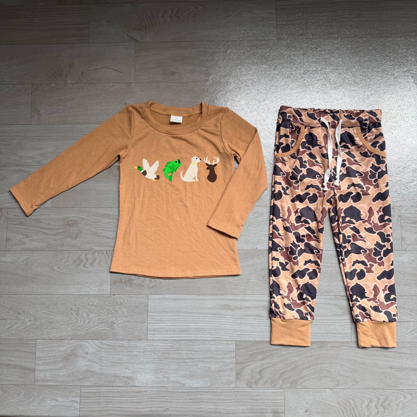 ( No moq ) Preorder Baby Boys Kids Embroidery Dogs Ducks Deer Shirt Pockets Camo Pants Set Clothes
