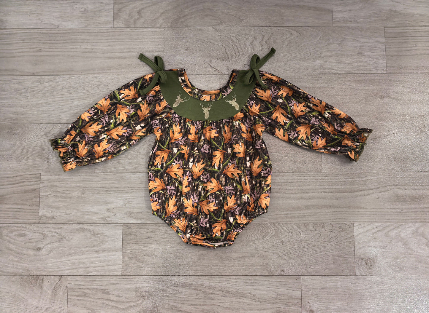 ( No moq ) Preorder Girls Infant Long Sleeves Embroidery Deer Camo Bows Bubble Romper