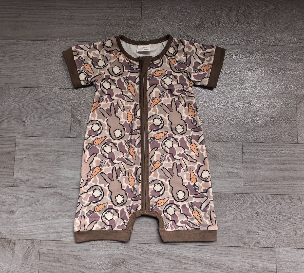 ( No moq ) Preorder Baby Boys Infant Rabbits Carrots Camo Easter Zipper Romper Clothes