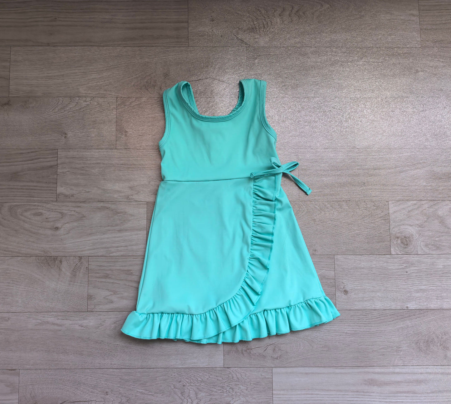 ( No moq ) Preorder Baby Girls Kids Sleeveless Blue Green Scallop Yoga Active Knee Length Dress