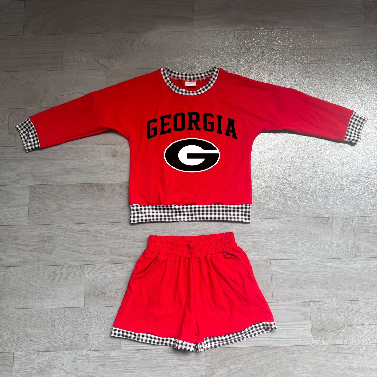 ( No moq ) Preorder Baby Girls Kids Long Sleeves G Shirt Shorts Red Cotton Set Team Clothes