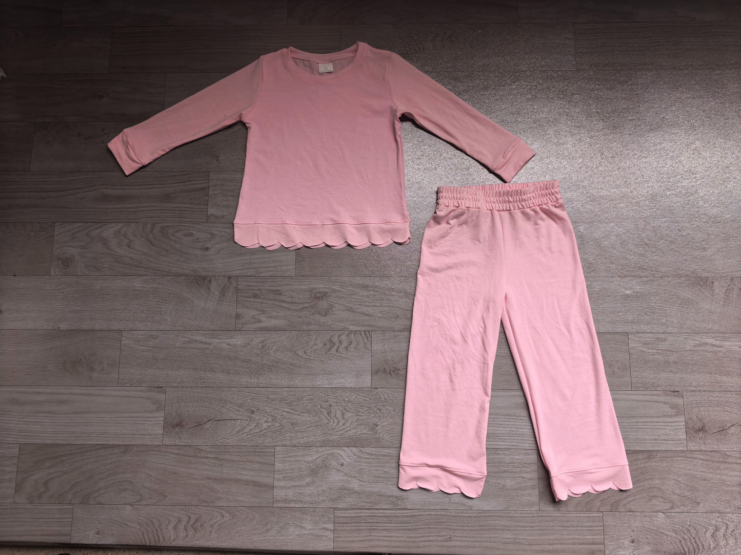 ( No moq ) Preorder Baby Girls Kids Long Sleeves Pink Shirt Pants Set Pajamas Scallop Clothes