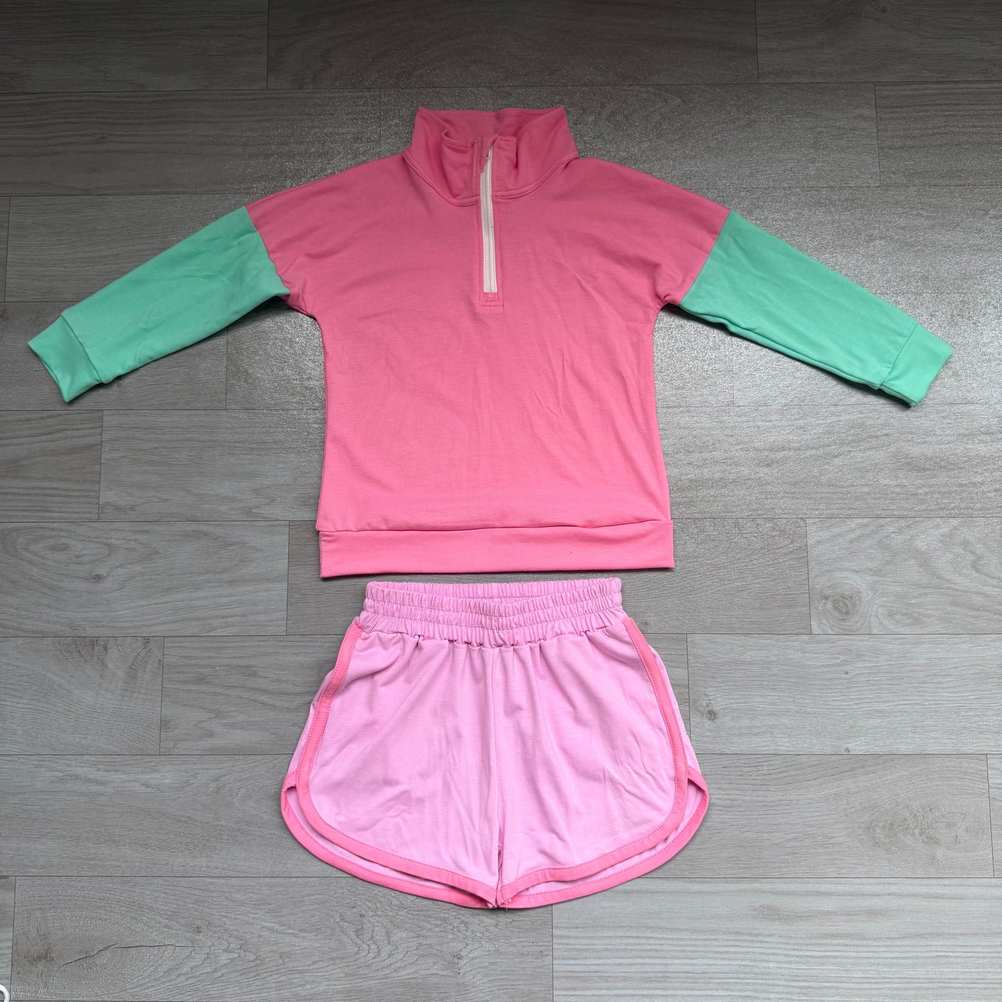( No moq ) Preorder Toddler Girls Color Block Half Zip Collar Sweatshirt Athletic Shorts Set