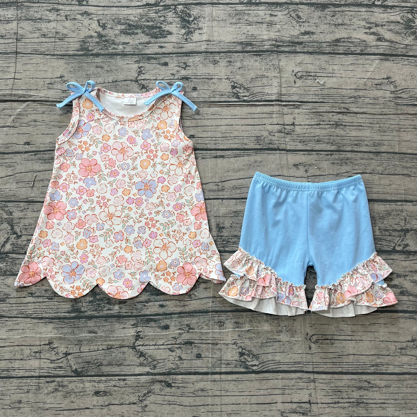 ( No moq ) Preorder Baby Girls Kids Sleeveless Flower Scallop Tops Blue Ruffle Shorts Summer Set