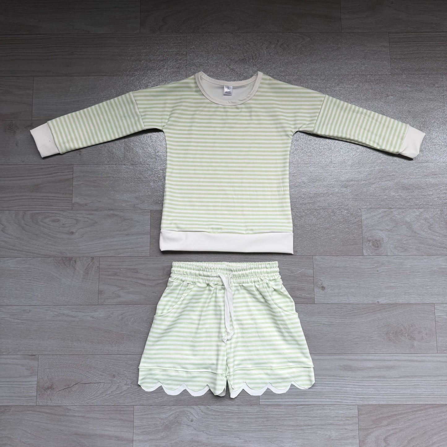 ( No moq ) Preorder Baby Girls Kids Long Sleeves Green Stripes Shirt Scallop Shorts Set Yoga Active Clothes